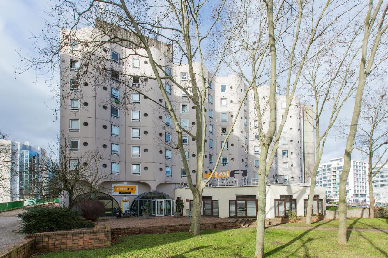 Hotelf1 Cergy Exterior photo